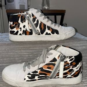 Dolce Vita High Top Sneaker